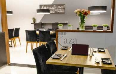 Imagem: O depósito possui 5 Vagas na garagem, 100m² de Área e está