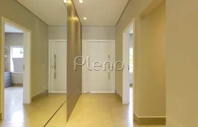 Imagem 4: Venda Casa com 282,77 metroQuadrado, 4 dormitório s , 2 vaga s . Swiss...