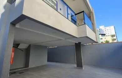 Imagem: A casa possui 2 Dormitórios, 1 Banheiro, 1 Vaga na garagem