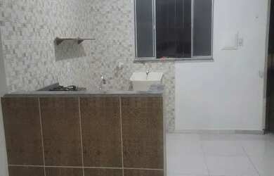 Imagem: A casa possui 2 Dormitórios, 1 Banheiro e está localizado