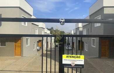 Imagem: A casa em condomínio à venda possui 2 Dormitórios, 1 Banheiro