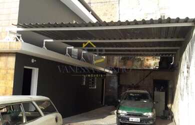 Imagem: A casa possui 3 Dormitórios, 2 Banheiros, 5 Vagas na garagem