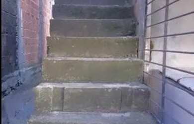 Imagem 1: Alugo está pequena casa. Ar-condicionado, 1 Banheiroe1 Dormitório