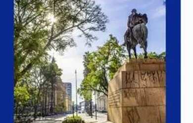 Imagem: O apartamento possui 3 Dormitórios, 2 Banheiros, 5 Vagas na