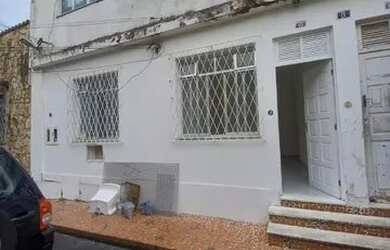 Imagem: A casa possui 2 Dormitórios, 1 Banheiro, 67m² de Área e