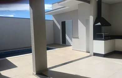 Imagem: A casa em condomínio possui 3 Dormitórios, 5 Banheiros, 4