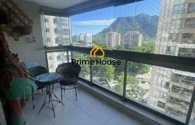 Imagem: O apartamento possui 3 Dormitórios, 2 Banheiros, 1 Vaga na