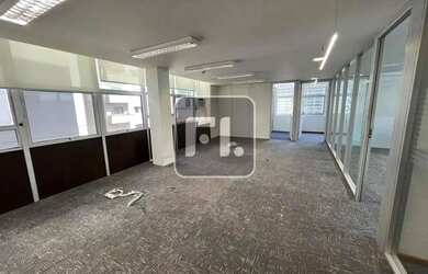 Imagem 7: Escritório para aluguel e venda possui 384 metros quadrados em Bela Vista...