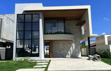 Imagem: A casa em condomínio possui 4 Dormitórios, 5 Banheiros, 4