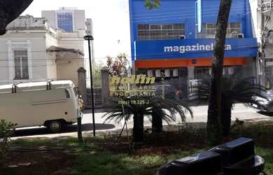 Imagem 4: Casa Comercial Centro. 481m² de Áreae5 Vagas na garagem