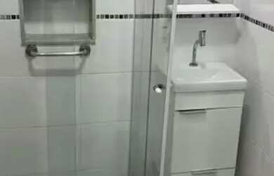 Imagem 4: Vendo Studio Moderno a 6 min da praia em Copacabana, Rua Santa Clara....