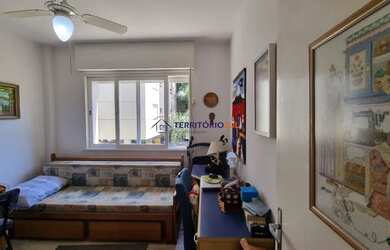 Imagem 15: Apartamento 02 dormitórios a venda, térreo, com uma vaga de estacionamento...