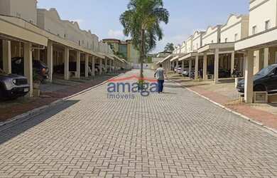 Imagem: A casa em condomínio possui 2 Dormitórios, 3 Banheiros, 1