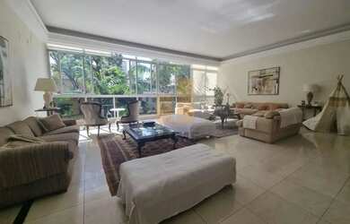 Imagem: O apartamento possui 5 Dormitórios, 4 Banheiros, 3 Vagas na