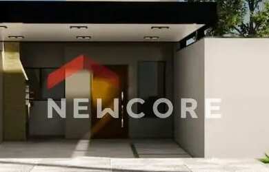 Imagem: A casa possui 3 Dormitórios, 2 Banheiros, 2 Vagas na garagem