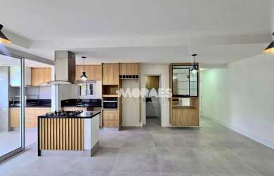 Imagem: O apartamento possui 2 Dormitórios, 3 Banheiros, 1 Vaga na