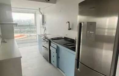 Imagem: O apartamento possui 1 Dormitório, 1 Banheiro, 1 Vaga na garagem