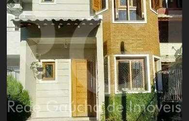 Imagem: A casa possui 3 Dormitórios, 2 Banheiros, 1 Vaga na garagem