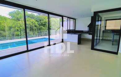 Imagem 6: Casa no Genesis 1 com 442m2 ampla e moderna