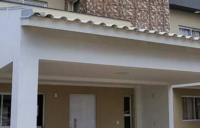 Imagem: A casa em condomínio possui 3 Dormitórios, 3 Banheiros, 2