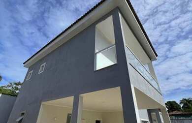 Imagem: A casa possui 4 Dormitórios, 4 Banheiros e 250m² de Área