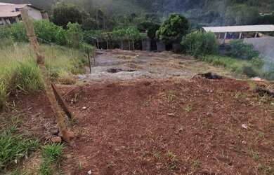 Imagem: O terreno possui 450m² de Área e está localizado em Mariana