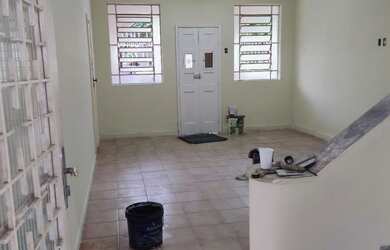 Imagem 4: Alugo casa comercial esquina com Av. Meriti ao lado do shopping