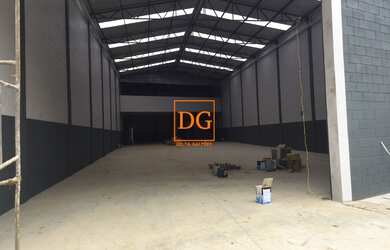 Imagem 3: Excelente Galpão. 720m² de Áreae3 Vagas na garagem