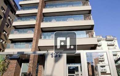 Imagem: O apartamento possui 1 Dormitório, 1 Banheiro, 1 Vaga na garagem