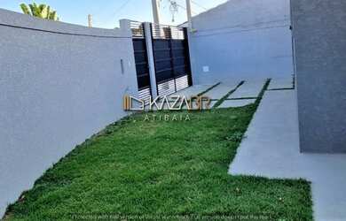 Imagem: A casa possui 2 Dormitórios, 3 Banheiros, 2 Vagas na garagem