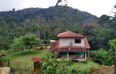 Imagem: O depósito possui 1 Vaga na garagem, 10m² de Área e está