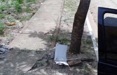 Imagem: O terreno possui 200m² de Área e está localizado em Pedras