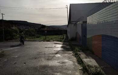 Imagem 8: VENDO/ TROCO. 254m² de Área