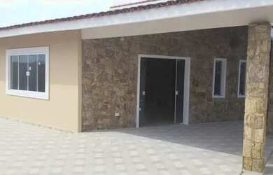 Imagem 5: Vendo troco casa litoral. Piscina, Churrasqueira, 200m² de Áreae4 Vagas...