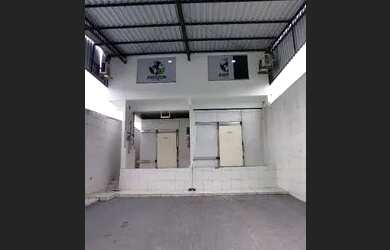 Imagem 1: //Vendo ou Alugo Galpão Frigorífico com 2 camaras frigoríficas no Osvaldo...