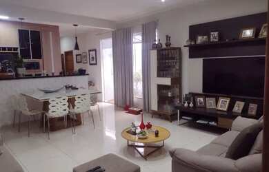 Imagem: A casa em condomínio possui 3 Dormitórios, 2 Banheiros, 2