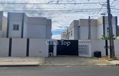 Imagem: A casa possui 2 Dormitórios, 3 Banheiros, 2 Vagas na garagem