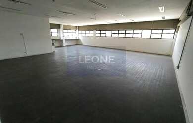 Imagem 13: Galpão para Locação em São Paulo, Casa Verde, 15 banheiros, 20 vagas