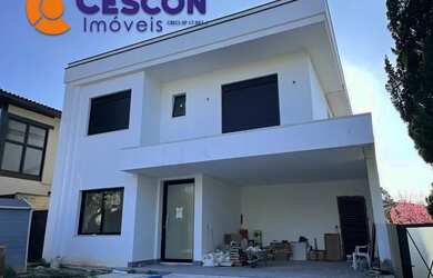 Imagem: A casa em condomínio possui 4 Dormitórios, 5 Banheiros, 4