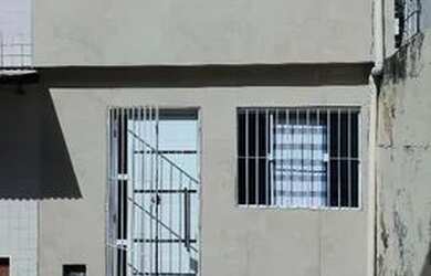 Imagem: A casa possui 2 Dormitórios, 2 Banheiros, 1 Vaga na garagem