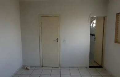 Imagem 16: Vou alugar esta casa na 801 do recanto das emas depois dia 28 ,1400 reais