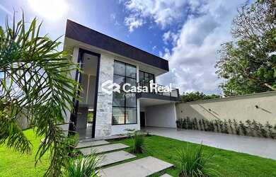 Imagem: A casa em condomínio possui 4 Dormitórios, 5 Banheiros, 350m²