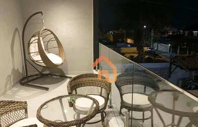 Imagem 16: Casa finamente decorada,estilo contemporaneo localizada no inicio da praia...