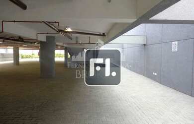 Imagem: O depósito possui 5 Vagas na garagem, 632m² de Área e Imóvel