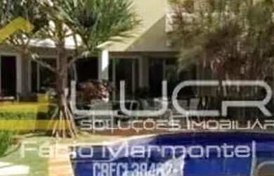 Imagem: A casa em condomínio possui 5 Dormitórios, 5 Banheiros, 4