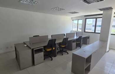 Imagem 10: Comercial para locação em rua pública, SÃO CRISTÓVÃO, Salvador, BA