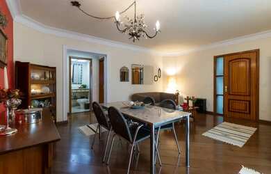 Imagem 4: Apartamento para venda em Vila Bastos com 4 quartos, sendo 1 suíte ,...