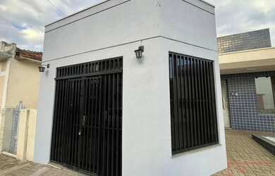 Imagem: O depósito possui 20m² de Área e está localizado em Centro