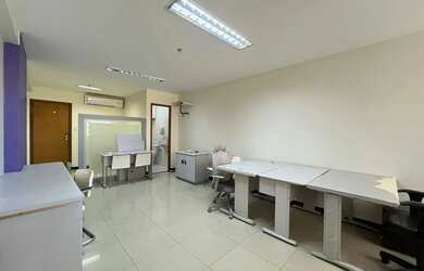 Imagem 5: Sala comercial a venda no caminho das árvores no Thomé de Souza