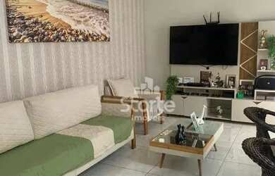 Imagem: A casa possui 3 Dormitórios, 1 Banheiro, 2 Vagas na garagem